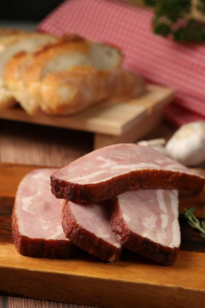 สามชั้นหมูรมควัน : ปีเตอร์ลูเกอร์เบค่อนสเต๊ก